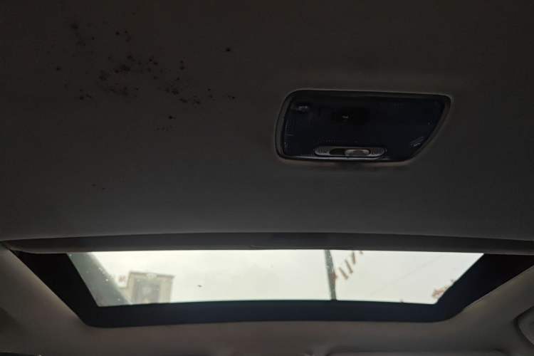 Used Haval H6 2019 Sport Edition 1.5T Manual Two-Wheel Drive Elite Model China VI Standard Headliner