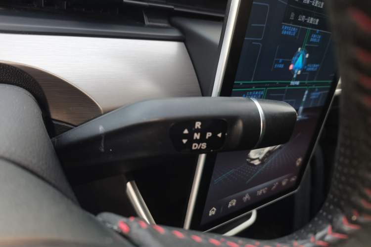 Used NETA V 2021 Long-Range Entertainment Edition Upgrade Model
