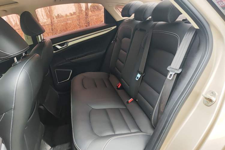 Used Geely Auto Emgrand GL 2017 1.3T Manual Elite Model
