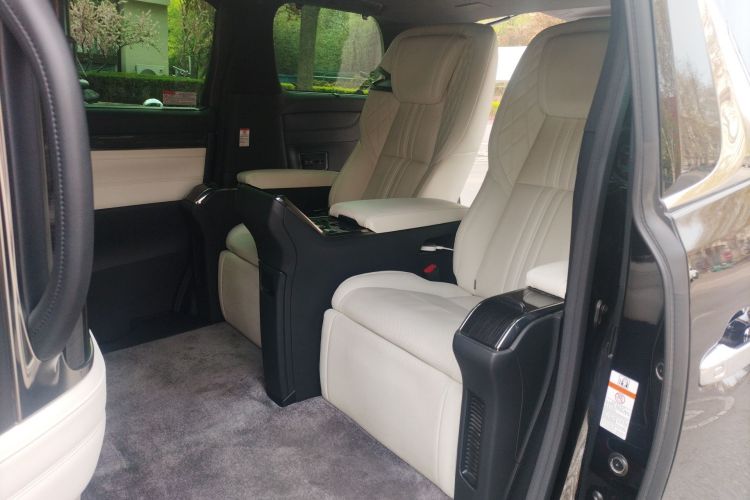 Used Lexus LM 2020 300h Four-Seat Grand Edition Left Rear Seat