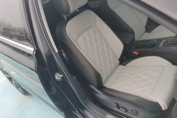 Used Volkswagen Magotan 2023 2 Million Units Commemorative Edition 330TSI DSG Luxury Version