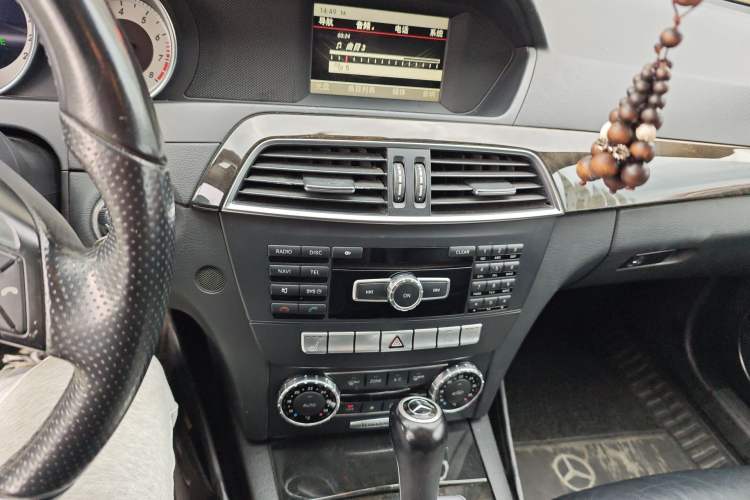 Used Mercedes-Benz C-Class 2013 C 260 CGI Fashion Model Audio And AC Panel
