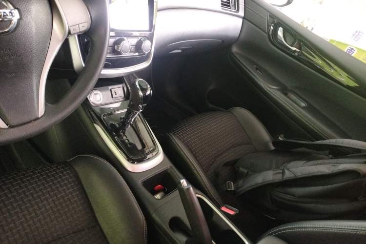 Used Nissan Tiida 2019 1.6L CVT Smart Drive Version China VI Standard