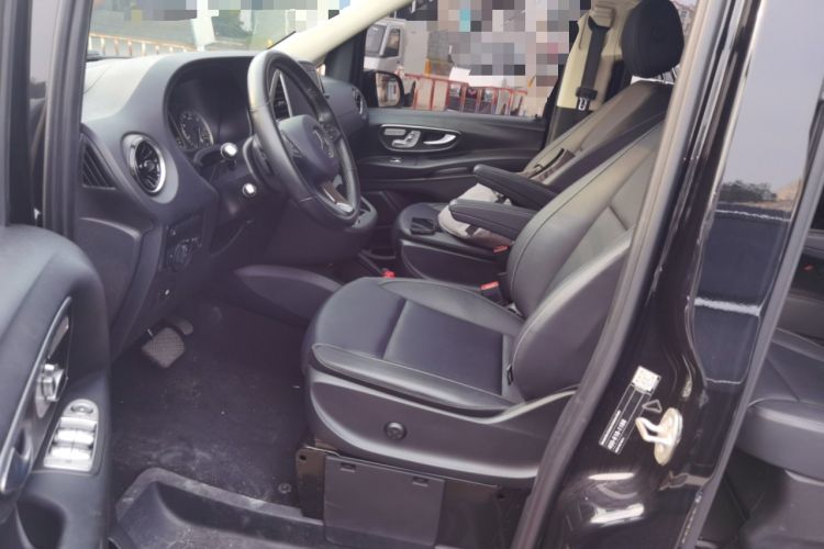 Used Mercedes-Benz Vito 2023 2.0T Business Version 7 Seats Left Front Seat