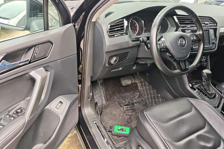 Used Volkswagen Tiguan L 2017 330TSI Automatic Two-Wheel Drive Flagship Edition Driver Seat