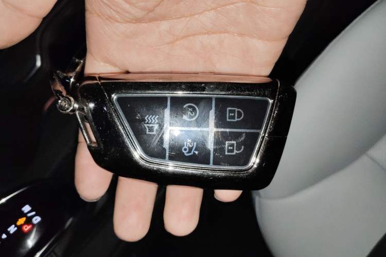 Used Cadillac XT4 2024 28T Two-Wheel-Drive Prestige Version