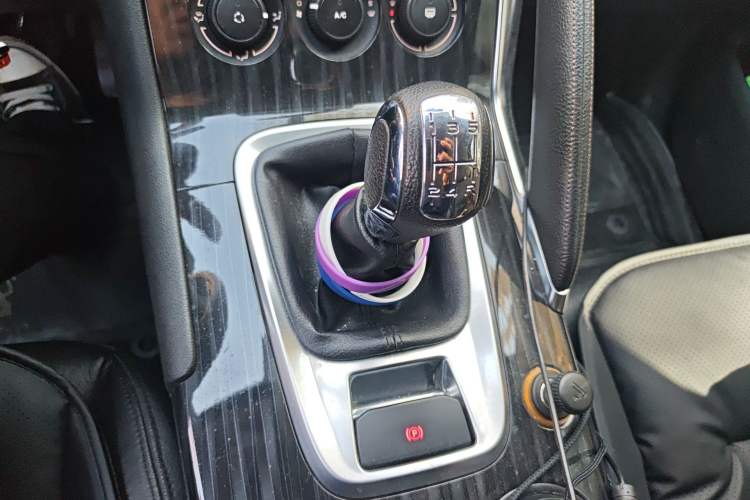 Used Peugeot 3008 2013 2.0L Manual Classic Edition
