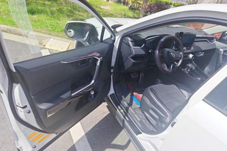 Used Toyota RAV4 2023 2.0L CVT Two-Wheel Drive Urban Edition