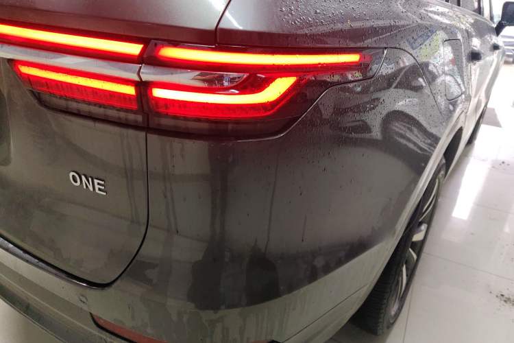 Used Li Auto ONE 2020 Extended-Range 6-Seater Version Right Rear Taillight