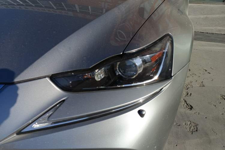 Used Lexus IS 2017 300 Leading Edition
