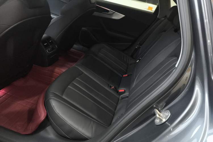 Used Audi A4L 2020 40 TFSI Luxury Dynamic Model