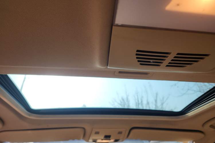 Used BMW 3 Series 2011 320i Luxury Edition