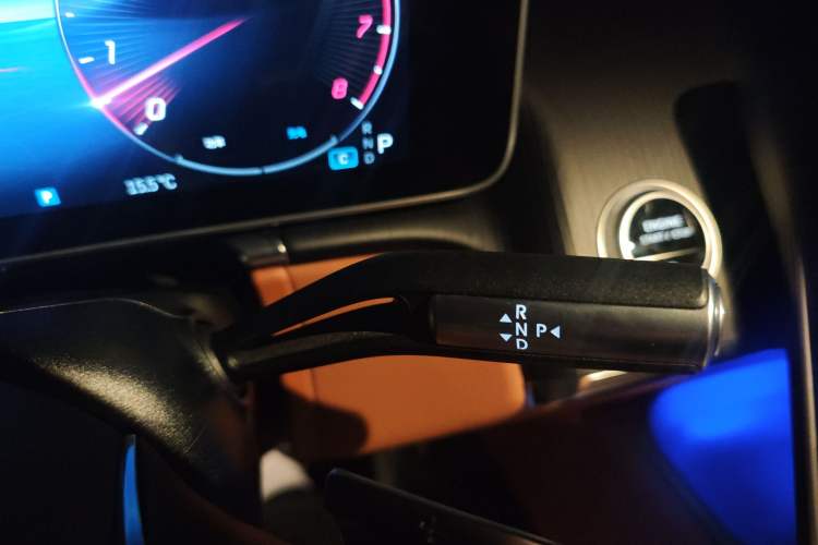 Used Mercedes-Benz S-Class 2023 S 400 L Business Model Gear Lever