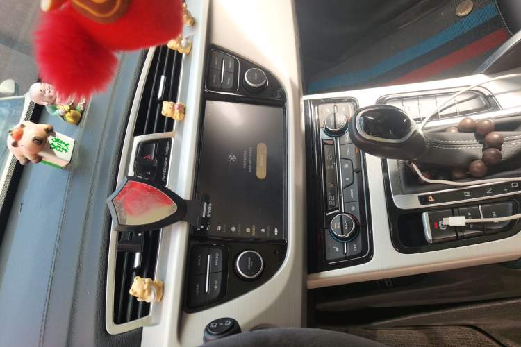 Used Geely Auto Emgrand X7 Sport 2018 1.8TD Automatic Two-Wheel Drive Smart Connect 4G Internet Edition