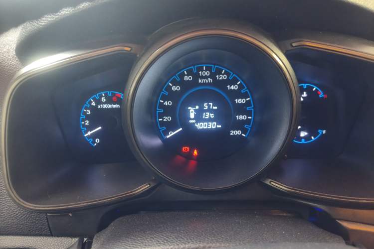 Used CHANGAN OSHAN CX70 2016 1.6L Manual Luxury Model