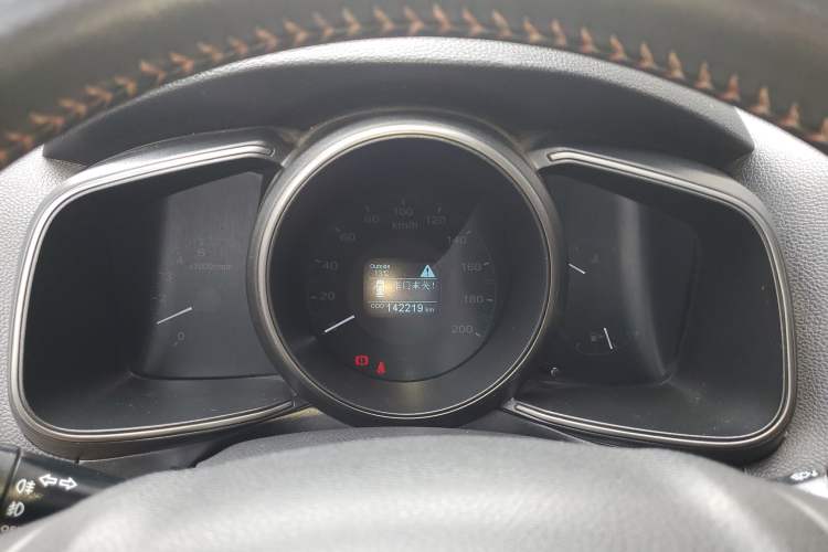 Used CHANGAN OSHAN CX70 2017 Facelifted CX70T 1.5T Manual High-Performance Edition
