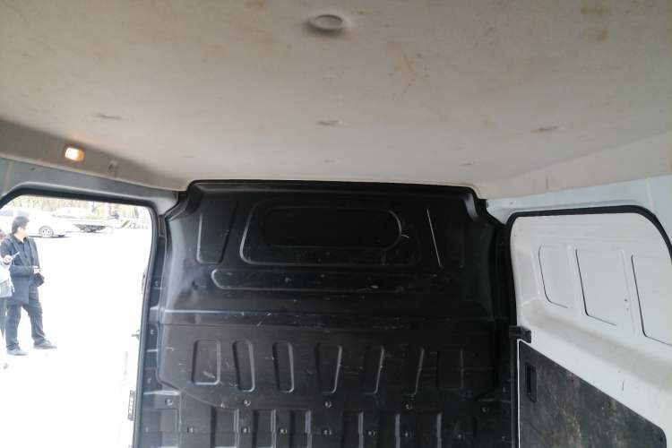 Used Ruichi EC75 2024 Pioneer Model I 50.38 kWh
