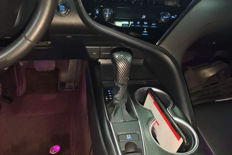 Used Toyota Camry 2023 2.0G Luxury Edition
