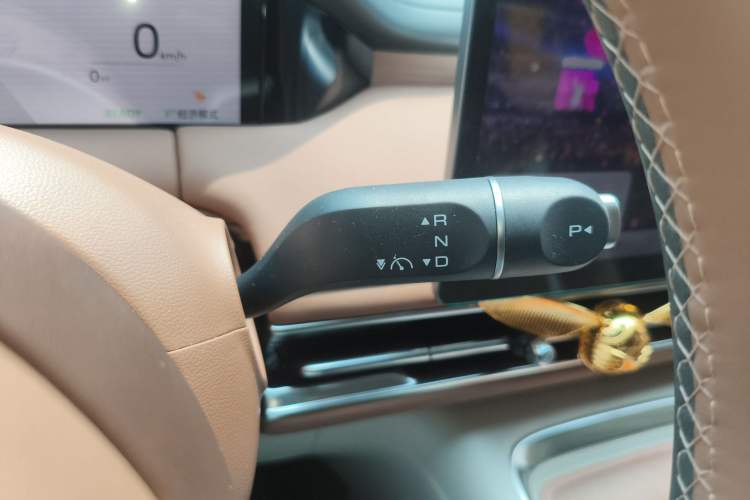 Used Wuling Bingo S 2025 Model 430km Deluxe Edition
