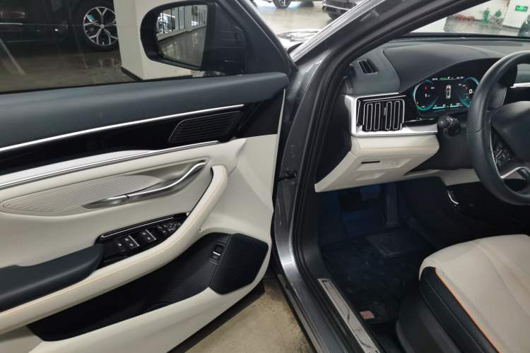 Used BYD Song PLUS New Energy 2021 DM-i 110KM Flagship PLUS Driver Seat