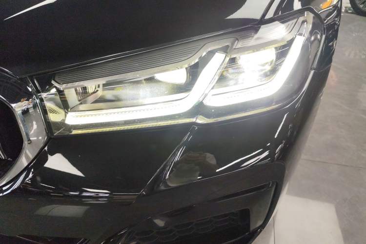 Used BMW 5 Series 2021 530i M Sport Package Left Front Headlight