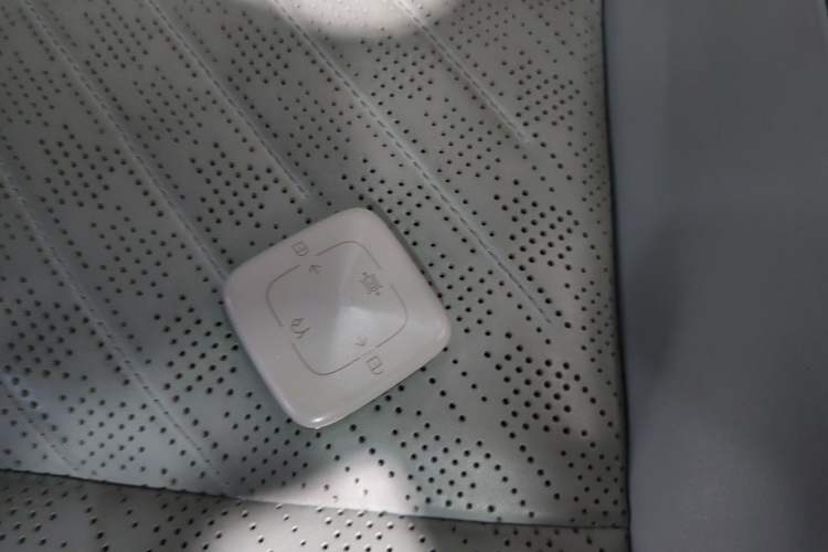 Used Zeekr 001 2024 WE Edition 95 kWh All-Wheel Drive Vehicle Key