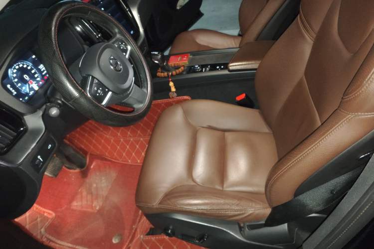 Used Volvo XC60 2021 T5 4x4 Smart Luxury Edition