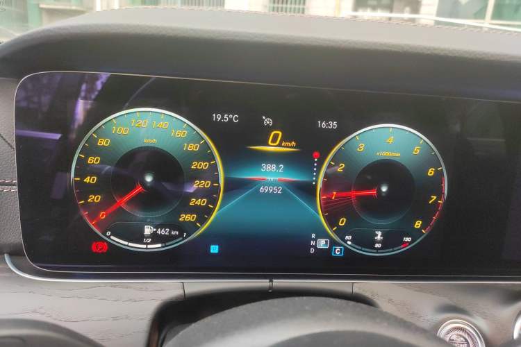 Used Mercedes-Benz E-Class 2021 E 300 L Sporty and Stylish Model