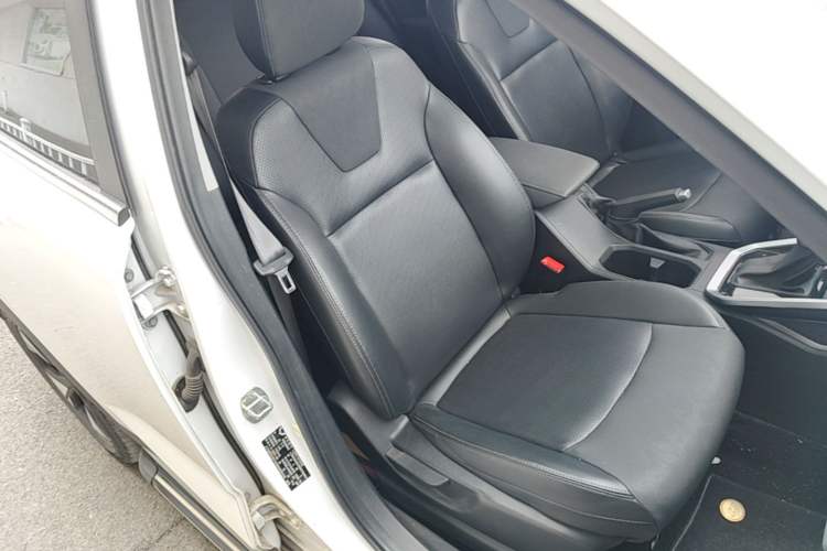 Used Wuling Alvez 2022 1.5L CVT Comfort Edition
