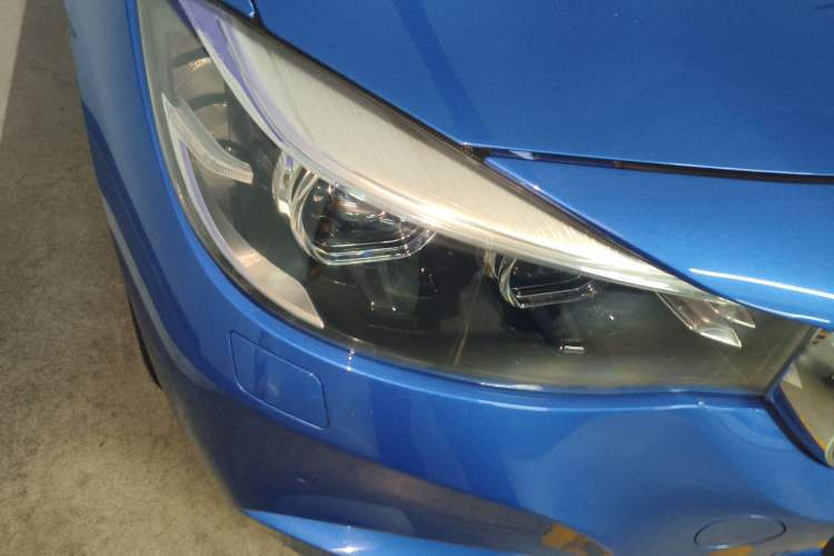 Used BMW 3 Series GT 2017 320i M Sport Right Front Headlight