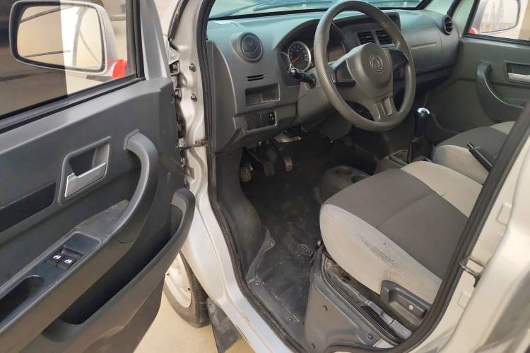 Used Dongfeng Xiaokang K05S 2022 1.3L High-Power Base Version Driver Seat