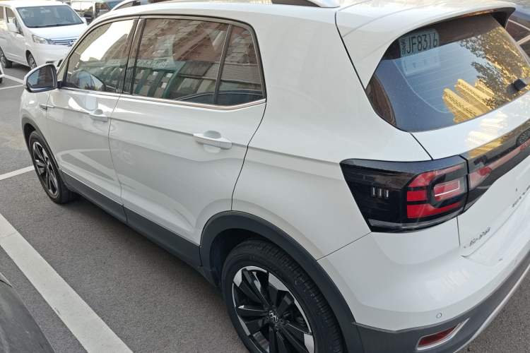 Used Volkswagen Tacqua 2020 1.5L Automatic Yue