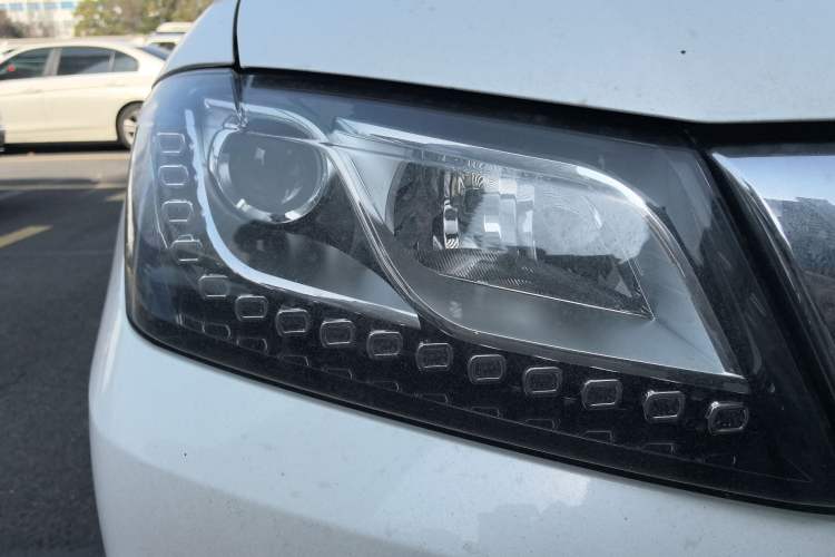 Used Haval H2 2016 Red Label 1.5T Automatic Two-Wheel Drive Elite Model
