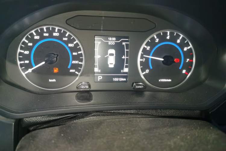 Used Chery Tiggo 3X 2024 1.5L CVT Excellence Edition Odometer Close Up