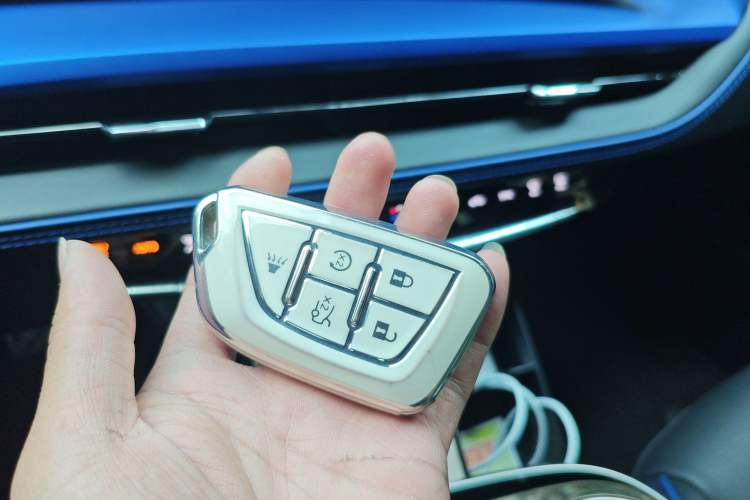 Used Cadillac GT4 2023 25T Luxury Model Vehicle Key