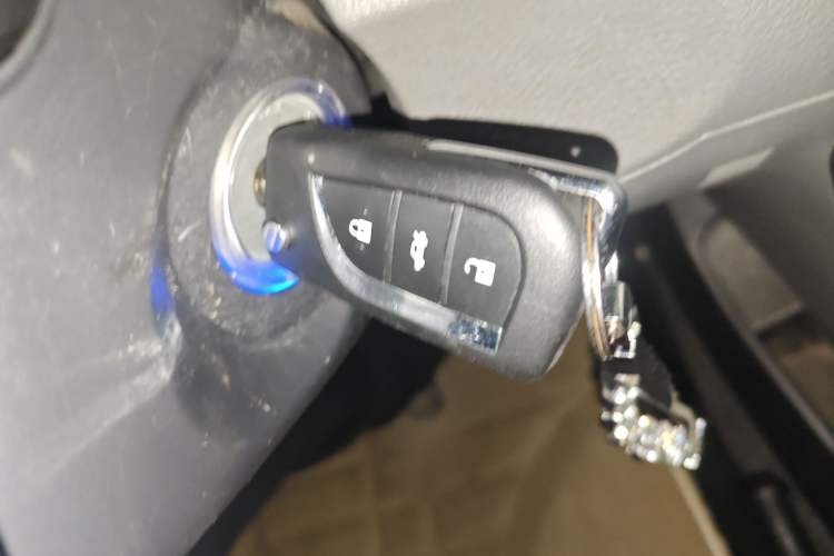 Used Zotye Z300 2012 1.5L Manual Luxury Version
