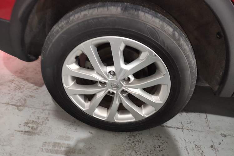 Used Renault Kadjar 2017 2.0L Two-Wheel Drive Comfort Edition
