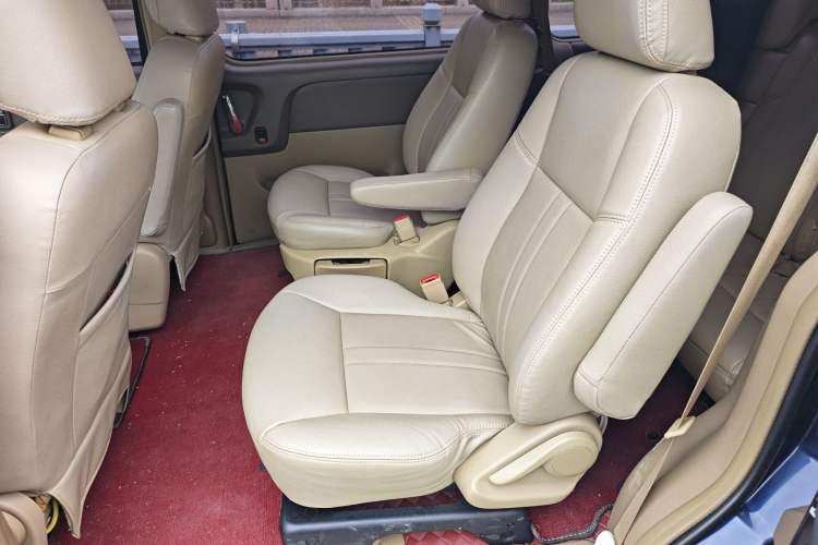 Used Buick GL8 2014 2.4L Comfort Edition
