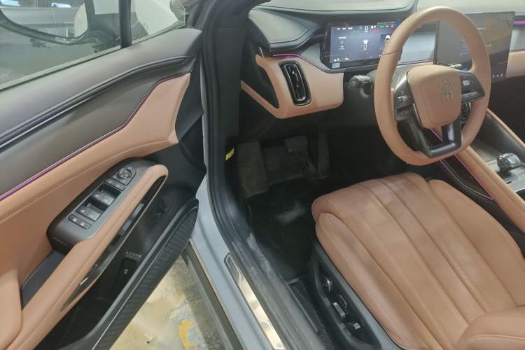 Used BYD Song L EV 2025 Intelligent Driving Version 662 km LiDAR Excellence Edition