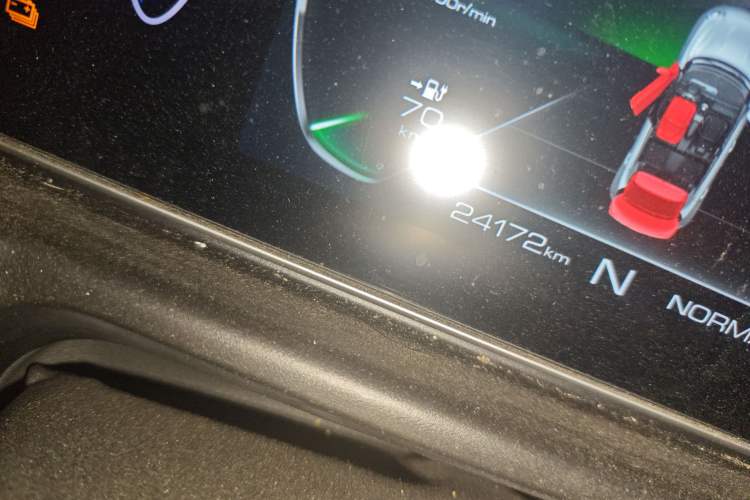 Used ORA Good Cat 2022 Morandi Edition 400km Standard Range Luxury Version Lithium-Ion Battery