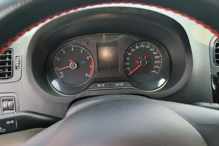 Used Volkswagen Polo 2016 1.4L Automatic Trendy Model
