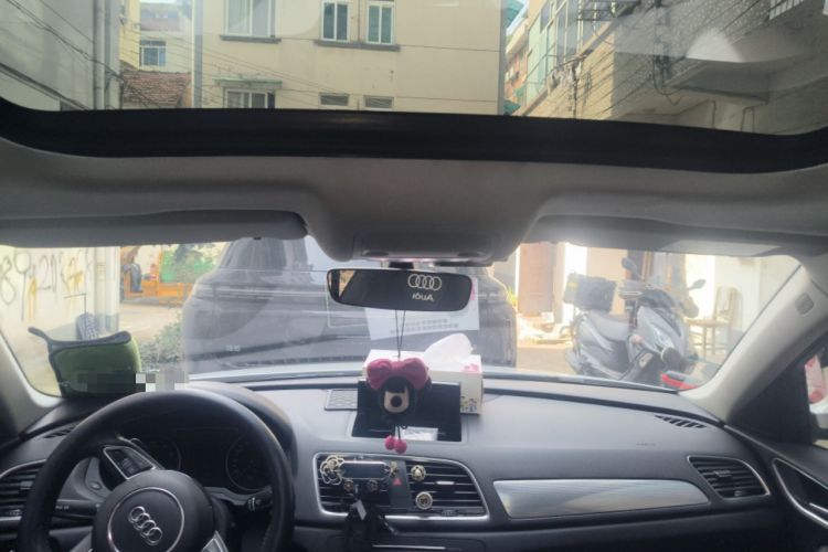 Used Audi Q3 2017 30 TFSI Fashion Model
