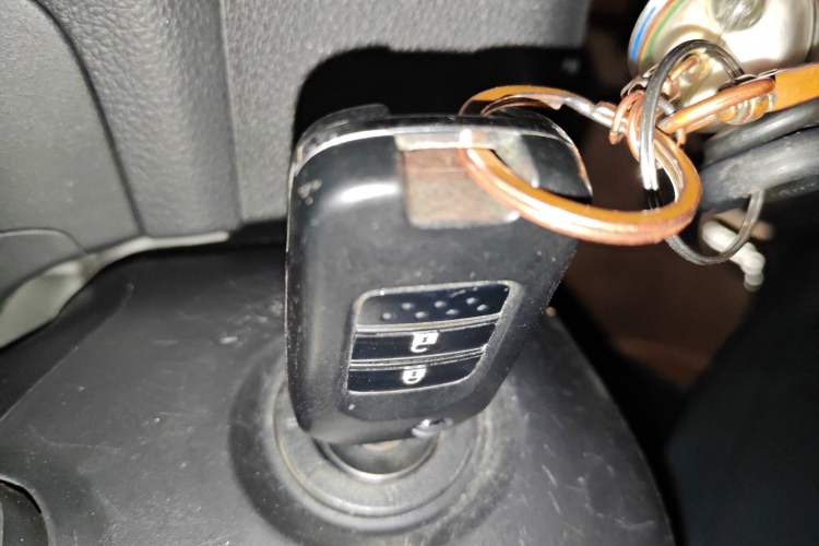 Used Honda Vezel 2022 1.5L CVT Elite Smart Edition
