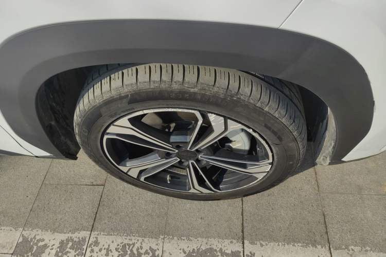 Used Geely Galaxy L7 2023 1.5T 115 km Starship