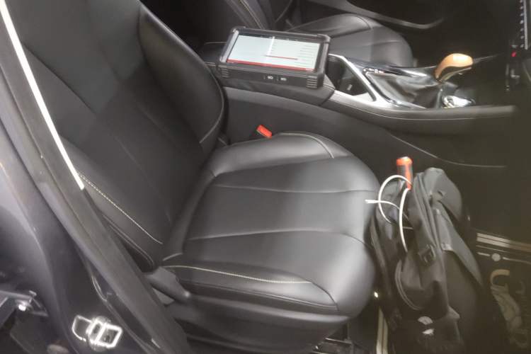 Used Roewe i5 2021 1.5L CVT Diamond Edition Right Front Seat