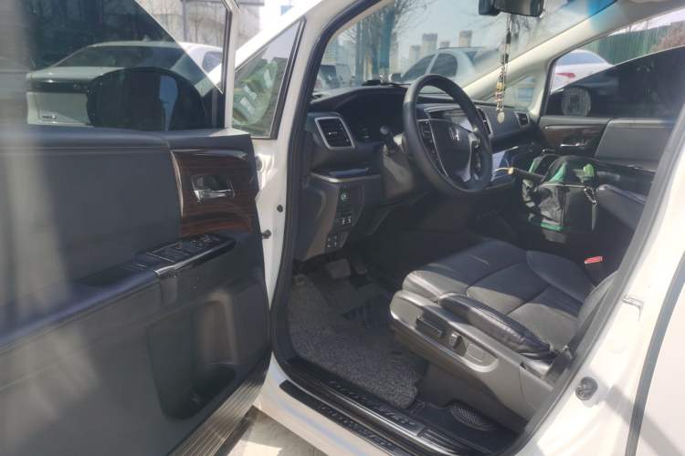 Used Honda Odyssey 2018 2.4L Luxury Edition