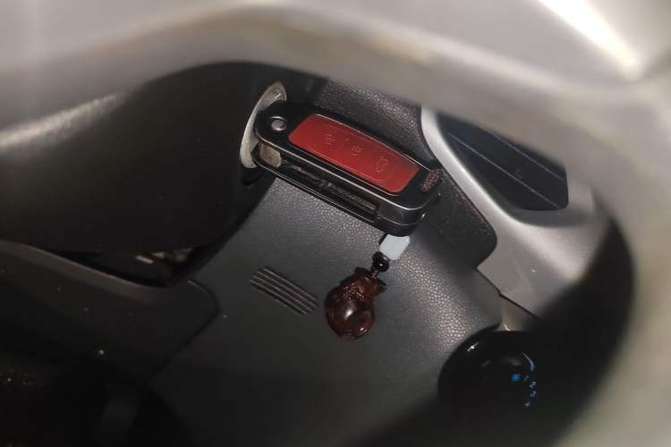 Used Ford EcoSport 2013 1.5L Automatic Fashion Model Vehicle Key