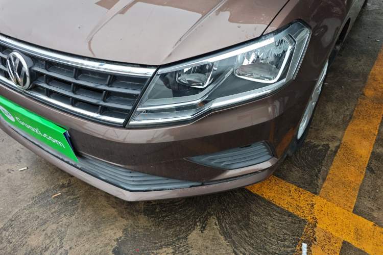 Used Volkswagen Jetta 2017 1.4L Manual Fashion Edition
