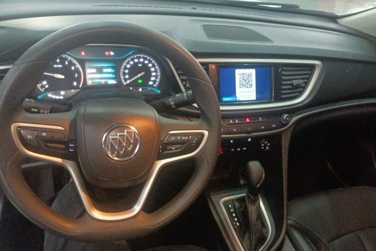 Used Buick GT 2021 Revised Version Flagship 1.5L Automatic Elite Edition Center Console