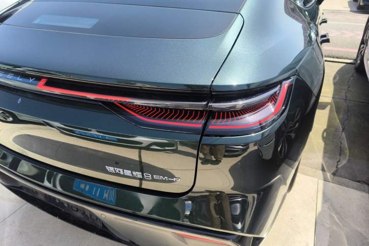 Used Geely Galaxy 8 2025 130km EM-P Starship Edition Exterior 3